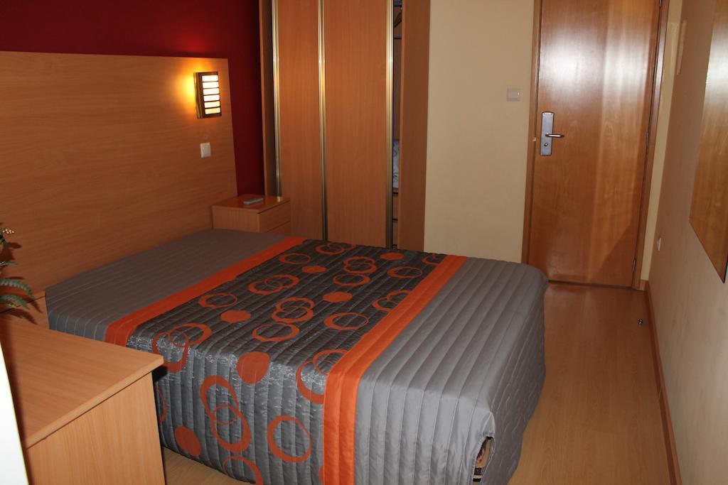 Guest House Estrela Porto Room photo